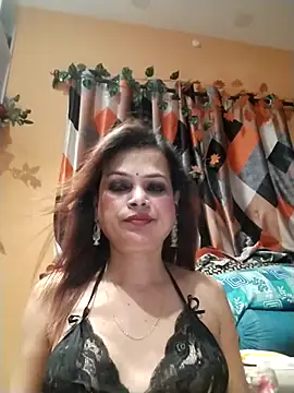 SANA-LEONI online show from March 2026 02:44:01 PM