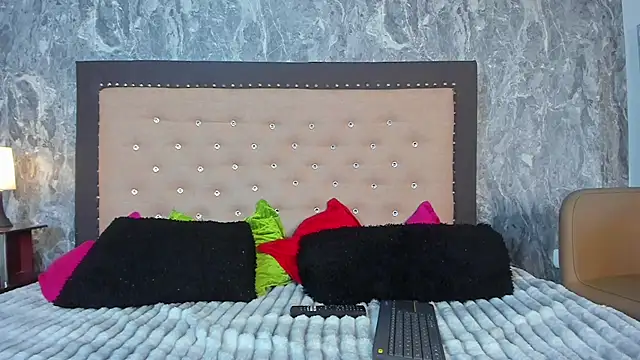 StefanyRousse online show from February 2025 07:25:02 PM