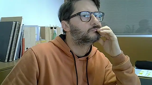 Cellino4 online show from February 2025 10:15:02 AM