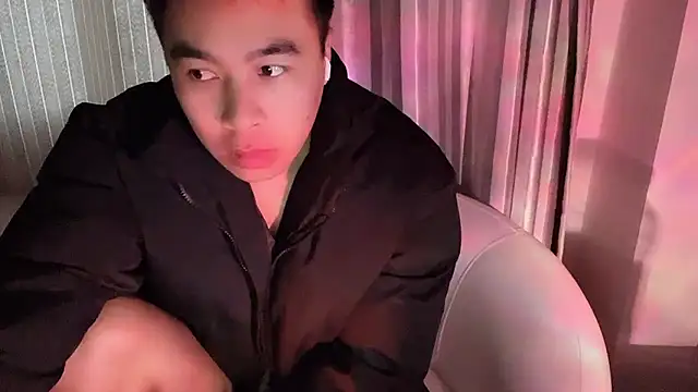                     88 online show from January 2025 12:18:01 AM