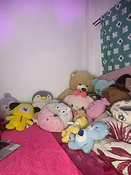 Snapshot of Selesumii chatting on February 2026 11:45:01 PM Selesumii online show from February 2026 11:45:01 PM