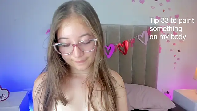 Dahlia Rousse online show from March 2025 12:08:01 AM