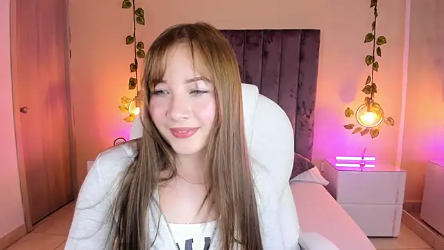 Dahlia Rousse online show from September 2025 06:46:01 AM