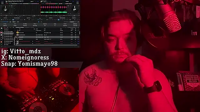 Snapshot of vittote chatting on February 2025 08:22:01 PM vittote online show from February 2025 08:22:01 PM