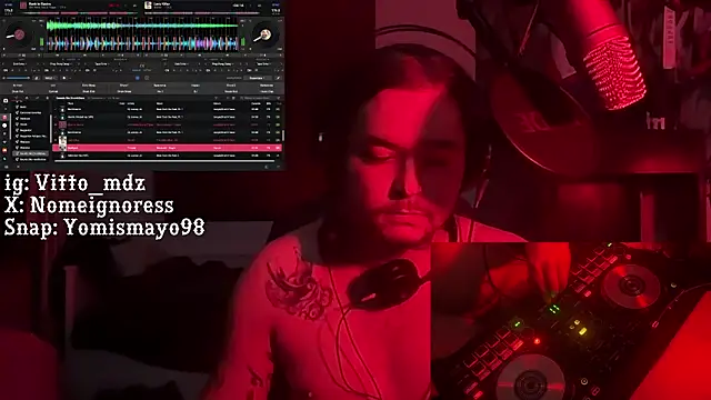 Snapshot of vittote chatting on February 2025 02:31:01 AM vittote online show from February 2025 02:31:01 AM