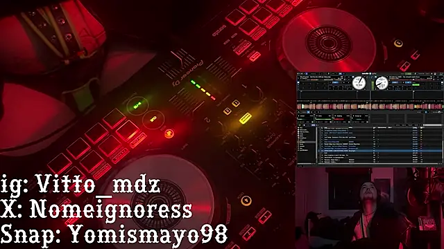 Snapshot of vittote chatting on February 2025 07:52:01 PM vittote online show from February 2025 07:52:01 PM