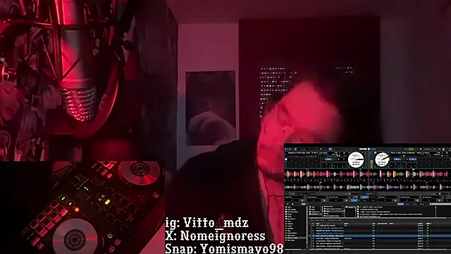 Snapshot of vittote chatting on February 2025 02:35:02 PM vittote online show from February 2025 02:35:02 PM