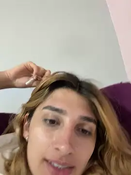 Queensara  online show from February 2025 01:20:01 AM