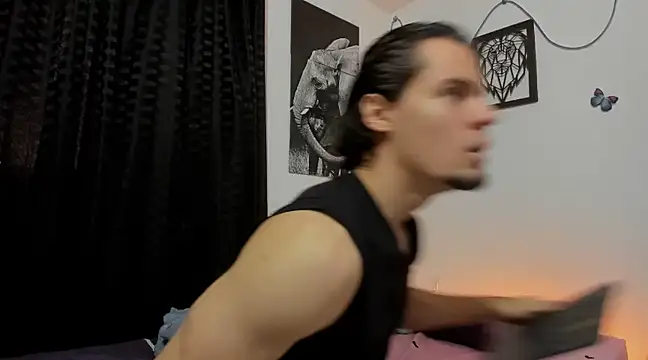 Snapshot of maxi_styles chatting on February 2025 08:36:02 PM maxi styles online show from February 2025 08:36:02 PM