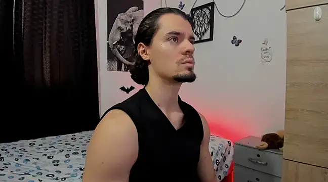 Snapshot of maxi_styles chatting on March 2025 10:27:02 PM maxi styles online show from March 2025 10:27:02 PM