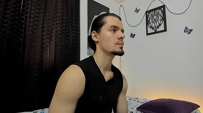 Snapshot of maxi_styles chatting on March 2025 09:54:02 PM maxi styles online show from March 2025 09:54:02 PM