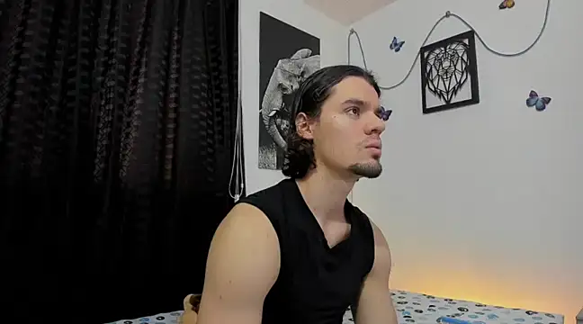 Snapshot of maxi_styles chatting on March 2025 08:53:01 PM maxi styles online show from March 2025 08:53:01 PM