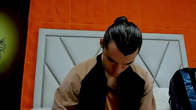 Snapshot of maxi_styles chatting on February 2026 11:22:02 AM maxi styles online show from February 2026 11:22:02 AM