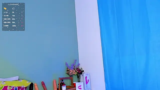 LovelyNickii online show from February 2025 12:39:02 PM