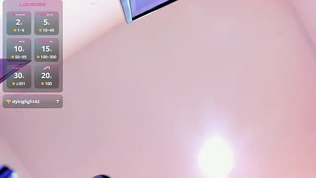 Elise-Leyton online show from February 2025 10:44:02 PM