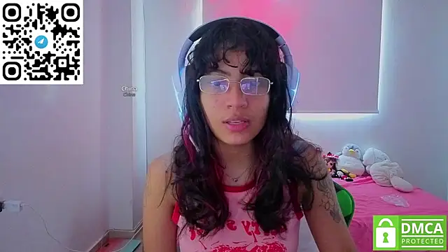 Lovelyamyy online show from April 2026 01:12:02 PM