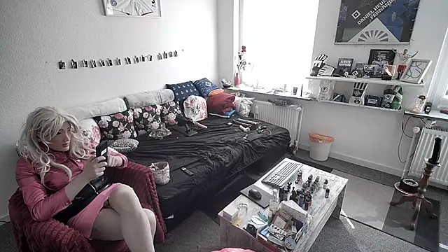 CDHannahSub online show from June 2026 07:24:02 AM
