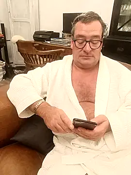 MountJohnXL online show from April 2026 10:48:02 PM