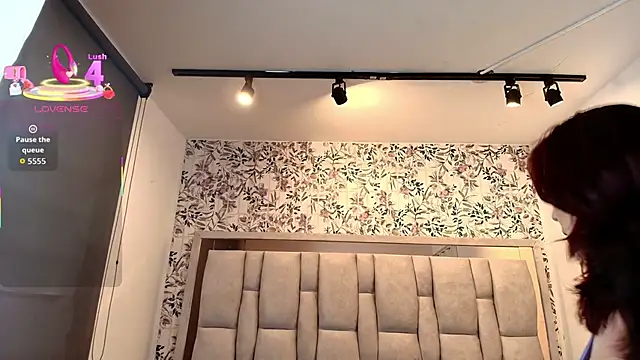 Snapshot of Victoria_Adamns chatting on February 2026 12:01:02 PM Victoria Adamns online show from February 2026 12:01:02 PM