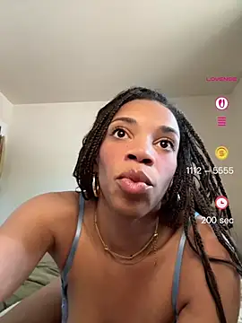 Snapshot of goddesskash chatting on April 2026 06:05:02 PM goddesskash online show from April 2026 06:05:02 PM