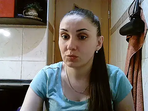 Yuliia30 online show from February 2026 04:13:01 PM