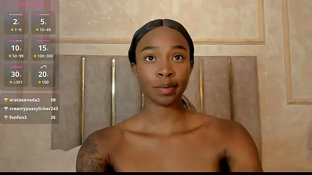 LilaBeily online show from February 2025 11:01:02 PM