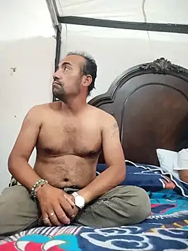 Snapshot of Goloso2423 chatting on December 2025 08:23:01 AM Goloso2423 online show from December 2025 08:23:01 AM