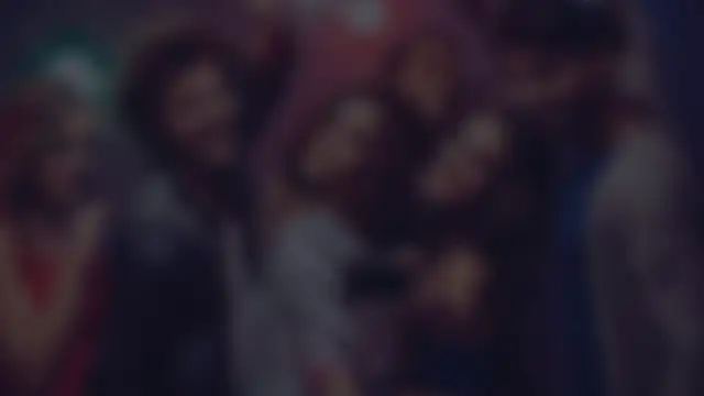 Snapshot of Hey-Cute chatting on January 2025 04:30:01 PM Hey-Cute online show from January 2025 04:30:01 PM