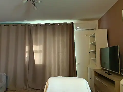 VixenVibesX online show from January 2025 08:13:01 AM