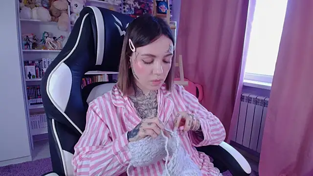 Catharsisi online show from February 2025 01:55:02 PM