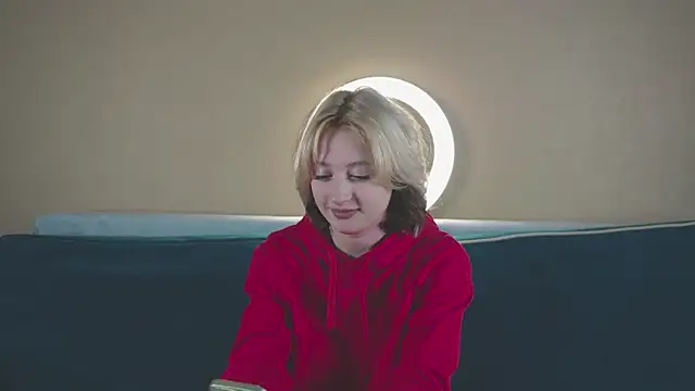 milasmiu online show from February 2025 04:00:02 PM