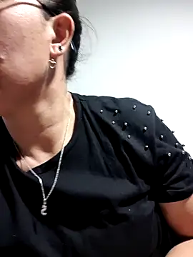 CHARLOTTE 1711 online show from October 2025 04:24:02 AM