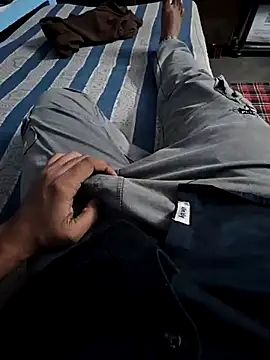 lusty male69 online show from October 2025 03:21:02 PM