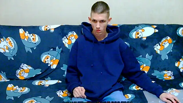 Lester Broo online show from October 2025 09:45:02 PM