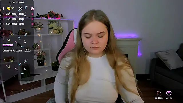 Erica  Alta online show from February 2025 06:24:01 AM