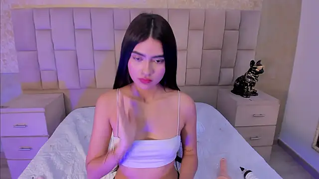 Snapshot of BellaaStorm chatting on February 2025 04:17:02 PM BellaaStorm online show from February 2025 04:17:02 PM