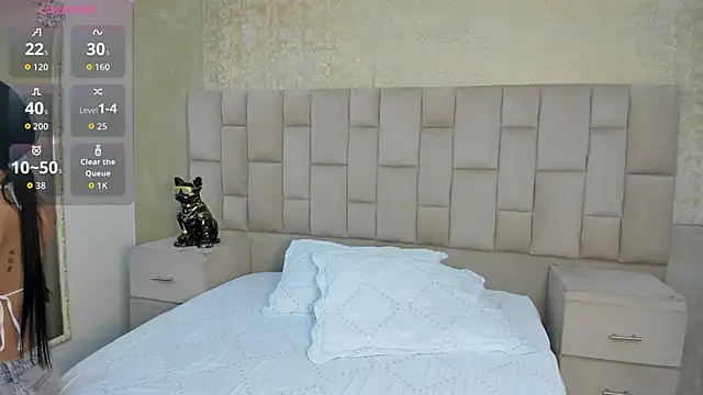 Snapshot of BellaaStorm chatting on November 2025 08:58:02 PM BellaaStorm online show from November 2025 08:58:02 PM