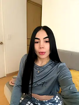 tamy xoo online show from November 2025 07:16:02 PM