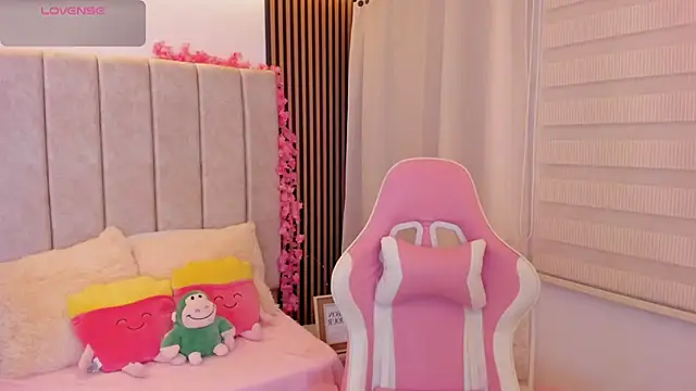 Snapshot of tamy_xoo chatting on January 2026 06:12:02 PM tamy xoo online show from January 2026 06:12:02 PM