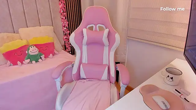 Snapshot of tamy_xoo chatting on February 2026 04:48:01 PM tamy xoo online show from February 2026 04:48:01 PM