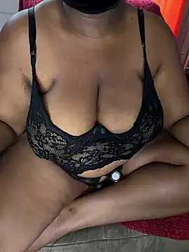 Lilymoonshow online show from March 2026 01:55:02 PM