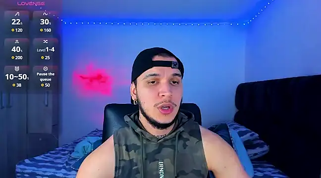 Snapshot of austinoficial chatting on January 2025 11:05:01 PM austinoficial online show from January 2025 11:05:01 PM