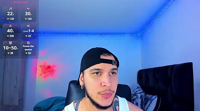 Snapshot of austinoficial chatting on January 2025 11:18:02 PM austinoficial online show from January 2025 11:18:02 PM