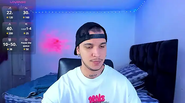 Snapshot of austinoficial chatting on January 2025 11:39:01 PM austinoficial online show from January 2025 11:39:01 PM