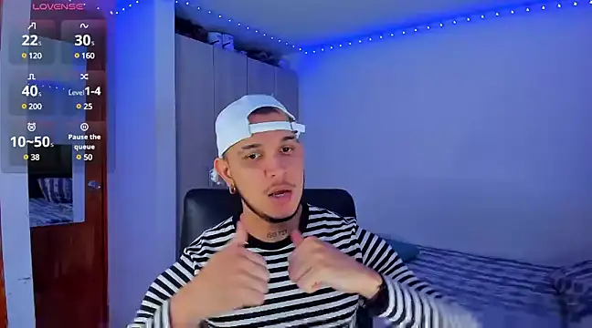 Snapshot of austinoficial chatting on February 2025 09:31:02 PM austinoficial online show from February 2025 09:31:02 PM