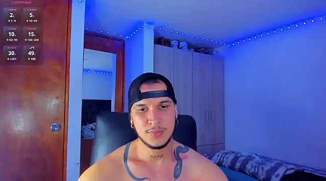 Snapshot of austinoficial chatting on March 2025 07:19:01 AM austinoficial online show from March 2025 07:19:01 AM