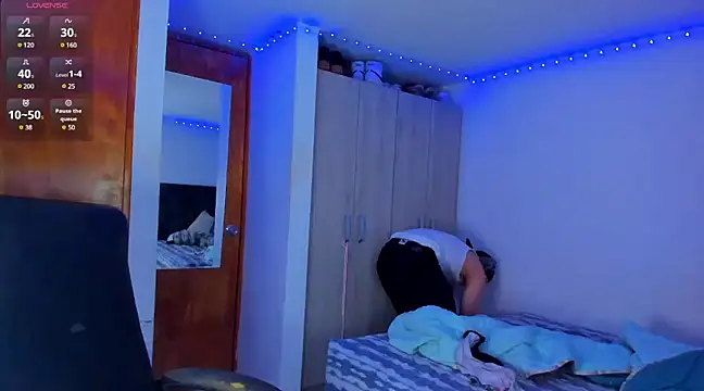 Snapshot of austinoficial chatting on March 2025 01:53:02 AM austinoficial online show from March 2025 01:53:02 AM