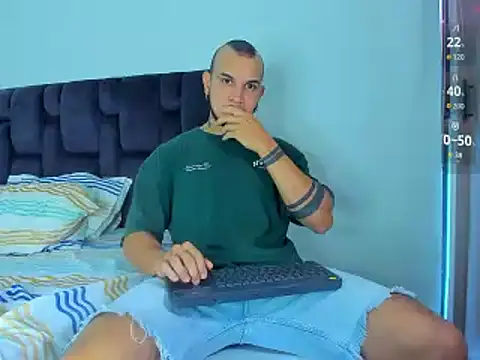 austinoficial online show from February 2026 08:34:02 PM