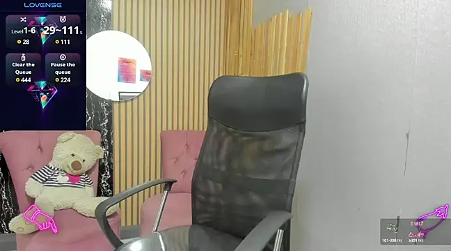 Snapshot of Iam_zaia chatting on February 2025 06:49:02 PM Iam zaia online show from February 2025 06:49:02 PM