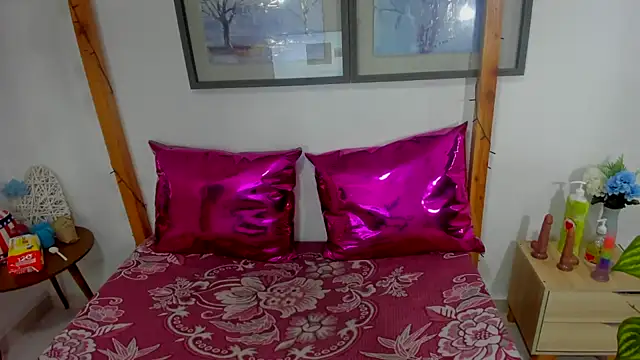 HornyRouse  online show from September 2025 05:45:01 PM